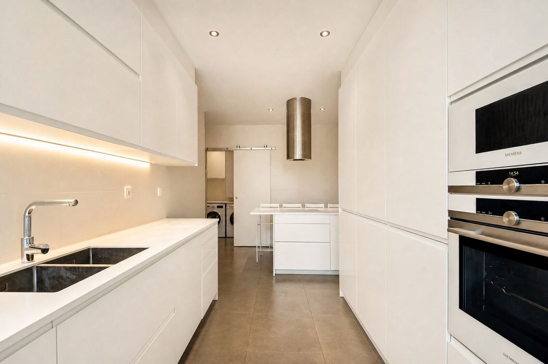 Apartment in Areeiro, Lisbon, Portugal 5 - 18693318