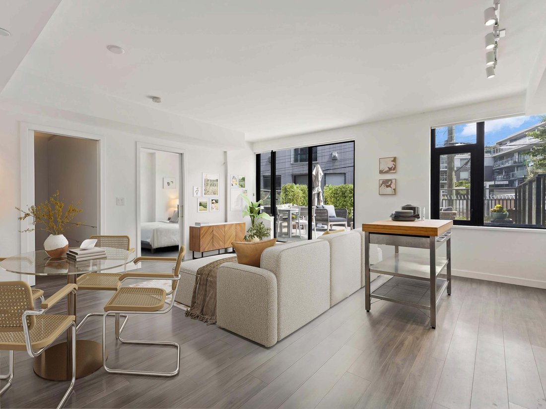 Condo in Vancouver, British Columbia, Canada 1 - 18693163