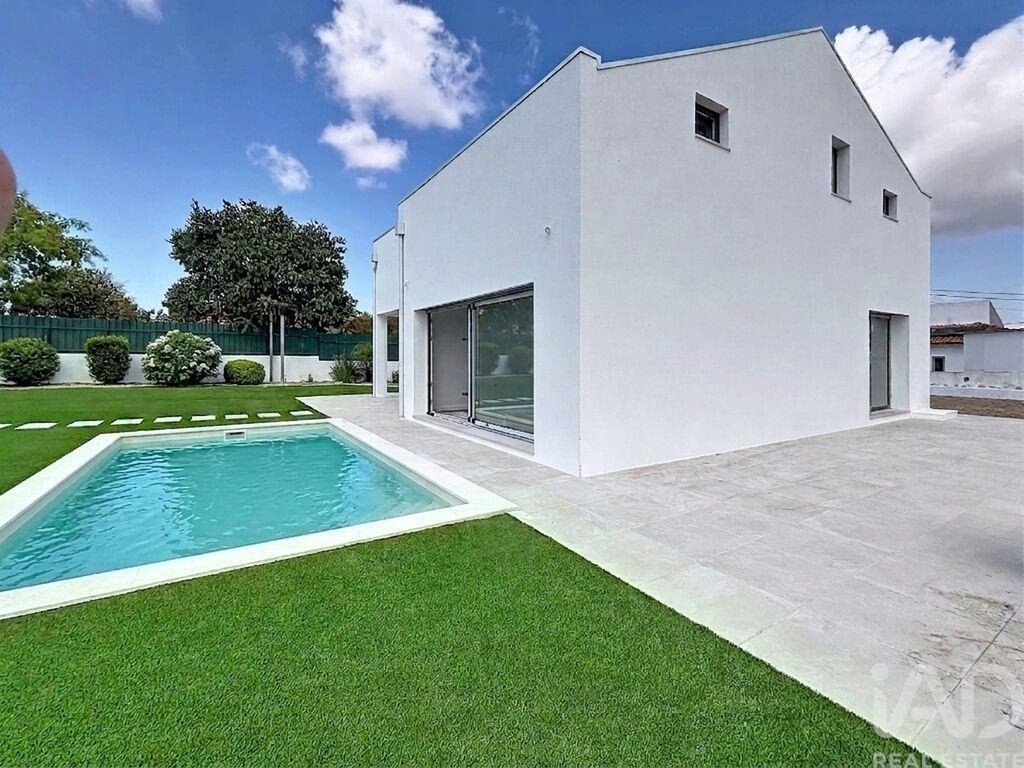 Townhouse in Azeitao (Sao Lourenco e Sao Simao), Setubal, Portugal 3 - 18693317