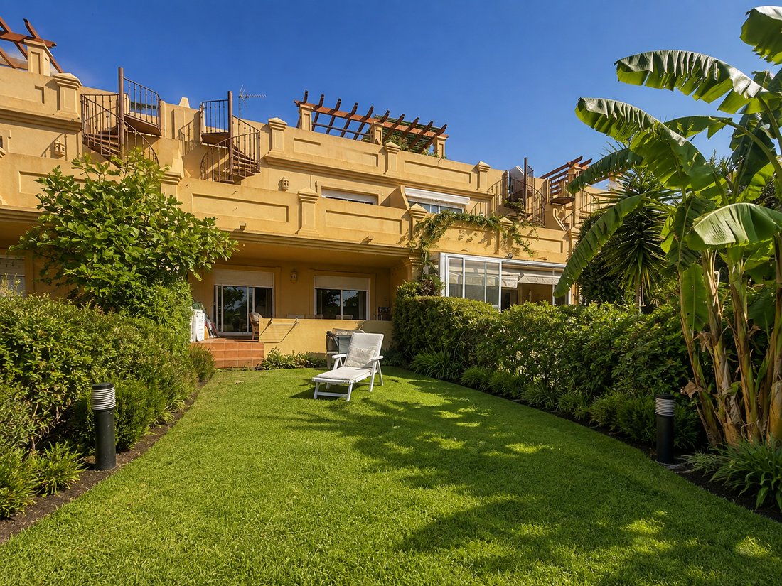 Townhouse en Buenas Noches, Estepona, España 3 - 18693276