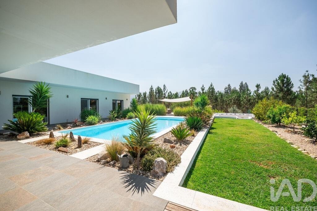 Townhouse in Miranda do Corvo, Coimbra District, Portugal 2 - 18693327