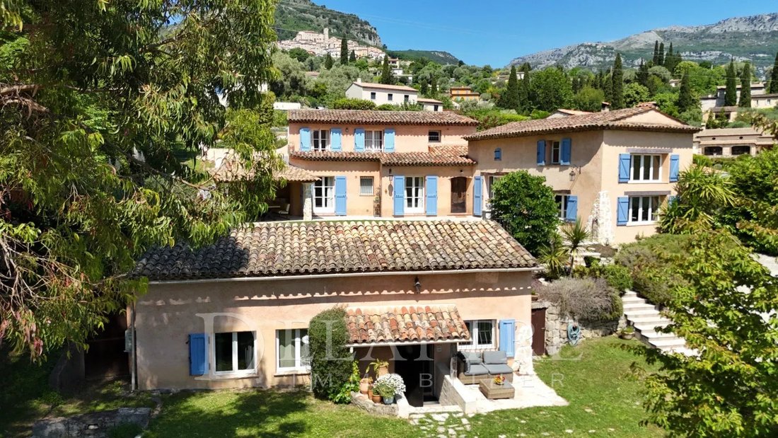 Villa à Le Bar-sur-Loup, Provence-Alpes-Côte d'Azur, France 1 - 17772215
