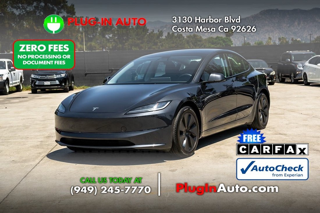 Sedan in Costa Mesa, CA, United States 1 - 18693200