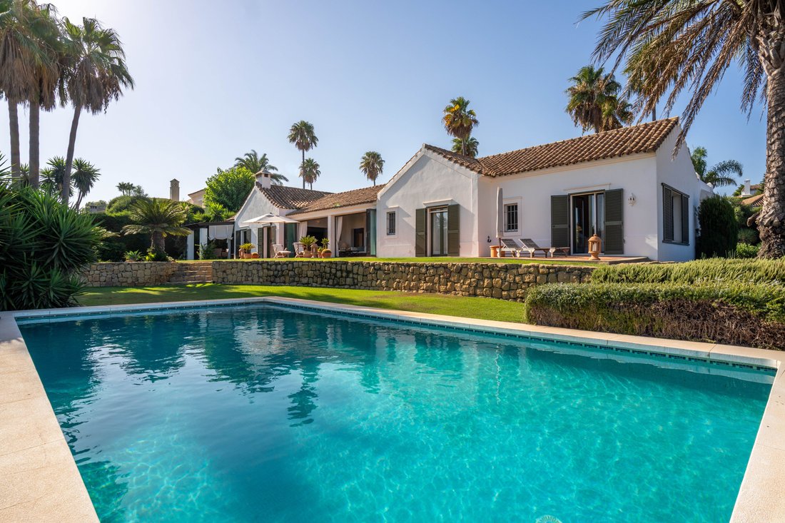 Villa in Sotogrande, San Roque, Andalusia 1 - 18693398