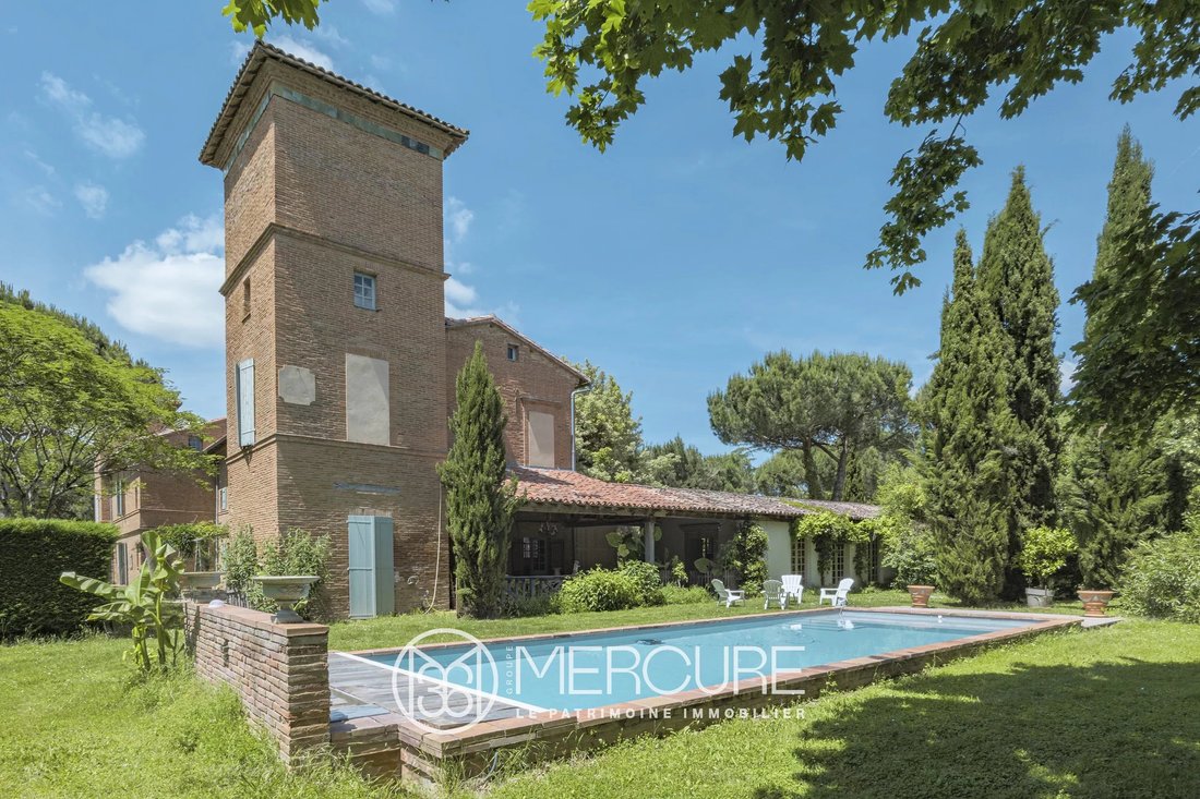 Domaine à Buzet-sur-Tarn, Occitanie, France 2 - 18693335