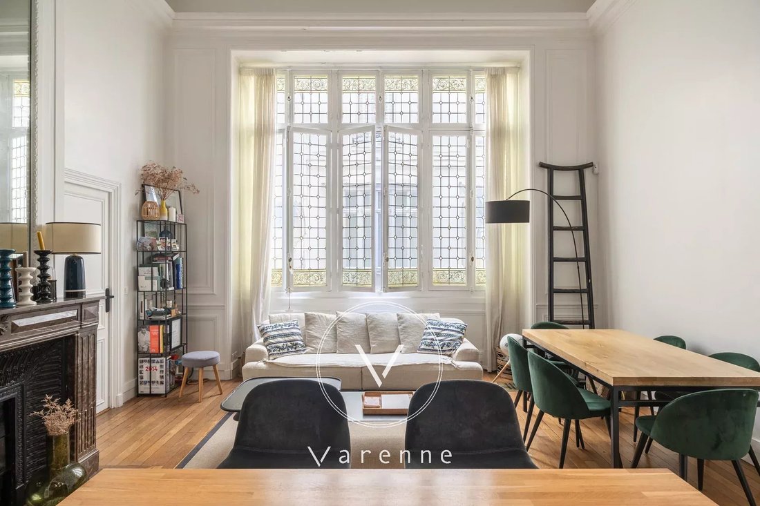 Apartment in Saint Thomas d'Aquin, Paris 7e Arrondissement, Paris 1 - 17685580