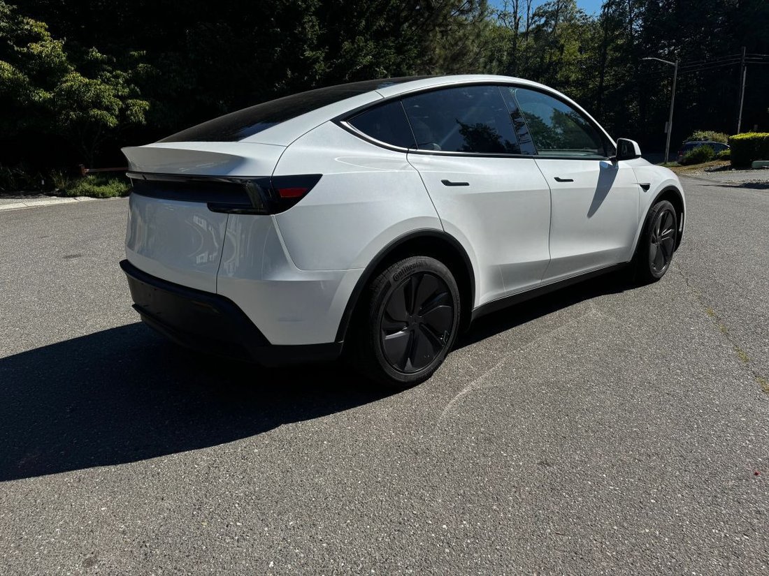Suv in Everett, WA, United States 4 - 18693699