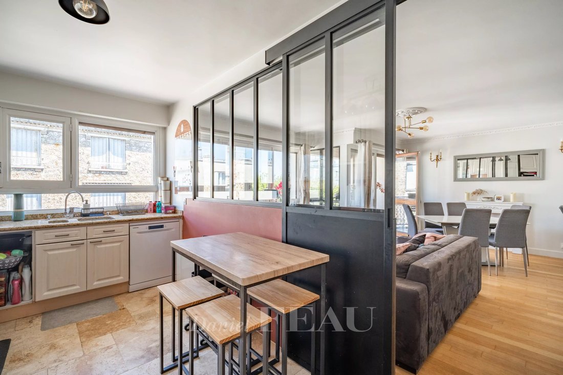 Apartment in Saint Louis, Versailles, France 5 - 18693381