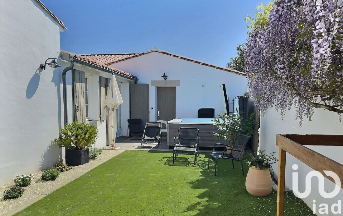 House in La Flotte, Nouvelle-Aquitaine, France 2 - 16492663