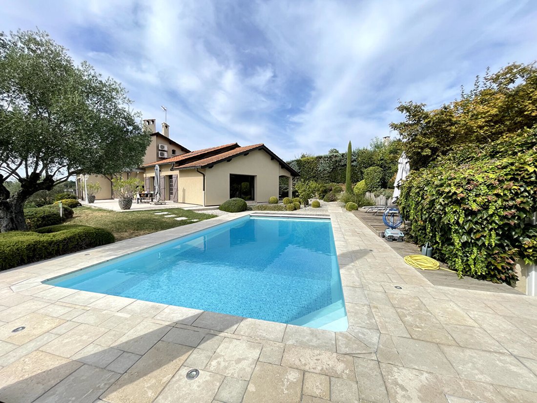 Villa in Montanay, Auvergne-Rhône-Alpes, France 3 - 18693817