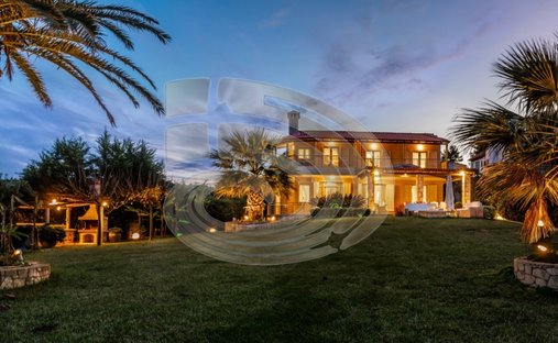 Villa in Pallini Municipal Unit, Macedonia and Thrace, Griechenland 1