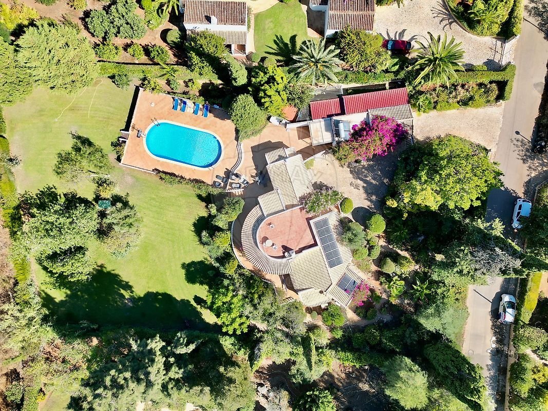 Villa in Mexilhoeira Grande, Algarve, Portugal 3 - 14757500
