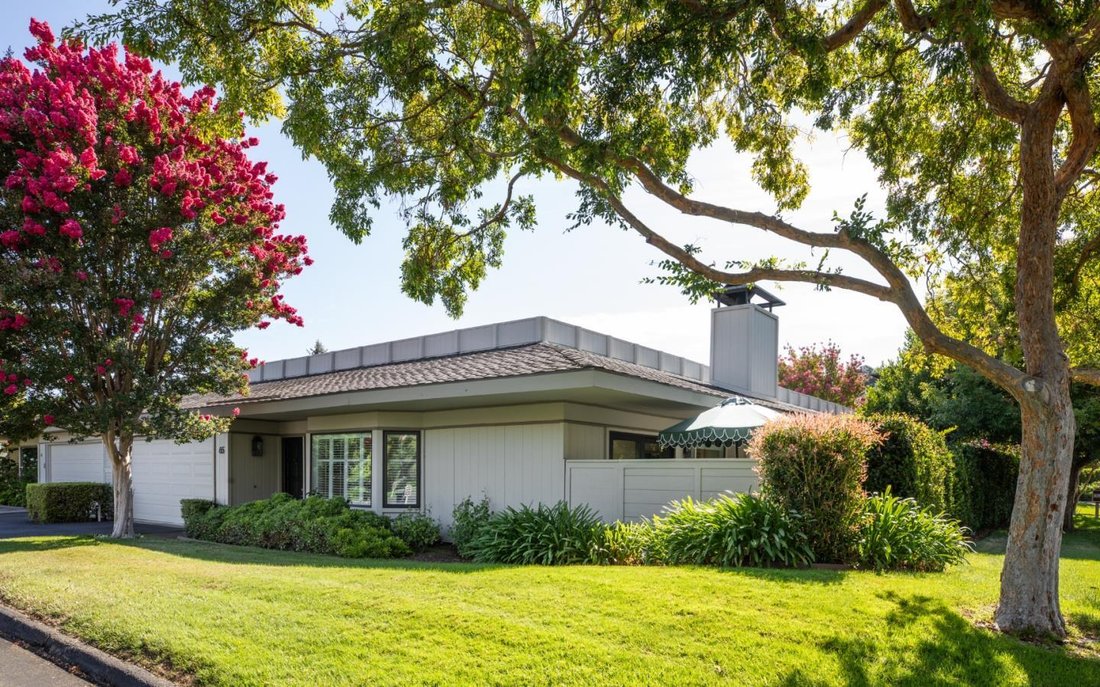 House in Los Altos Hills, California, United States 2 - 18693408