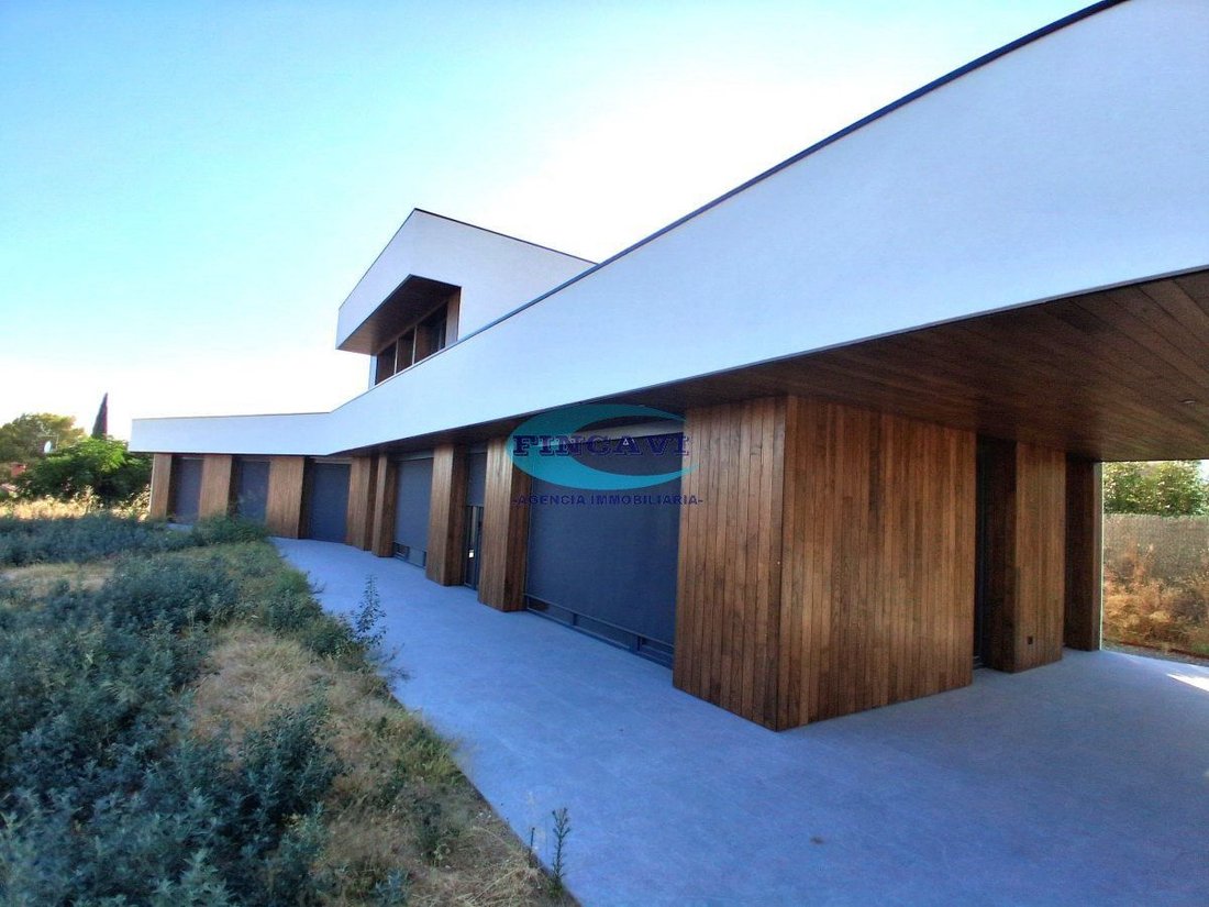 House in Santa Eulalia de Roncana, Catalonia, Spain 2 - 18693918