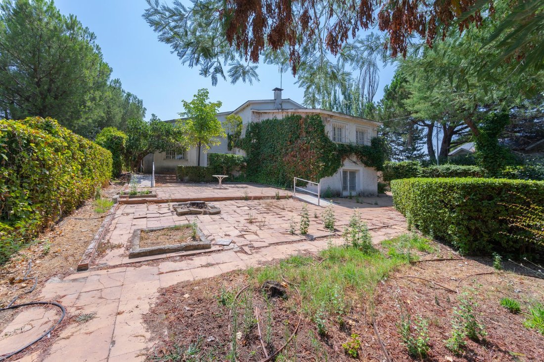 Chalet in Colmenar Viejo, Autonome Gemeinschaft Madrid, Spanien 2 - 18693874