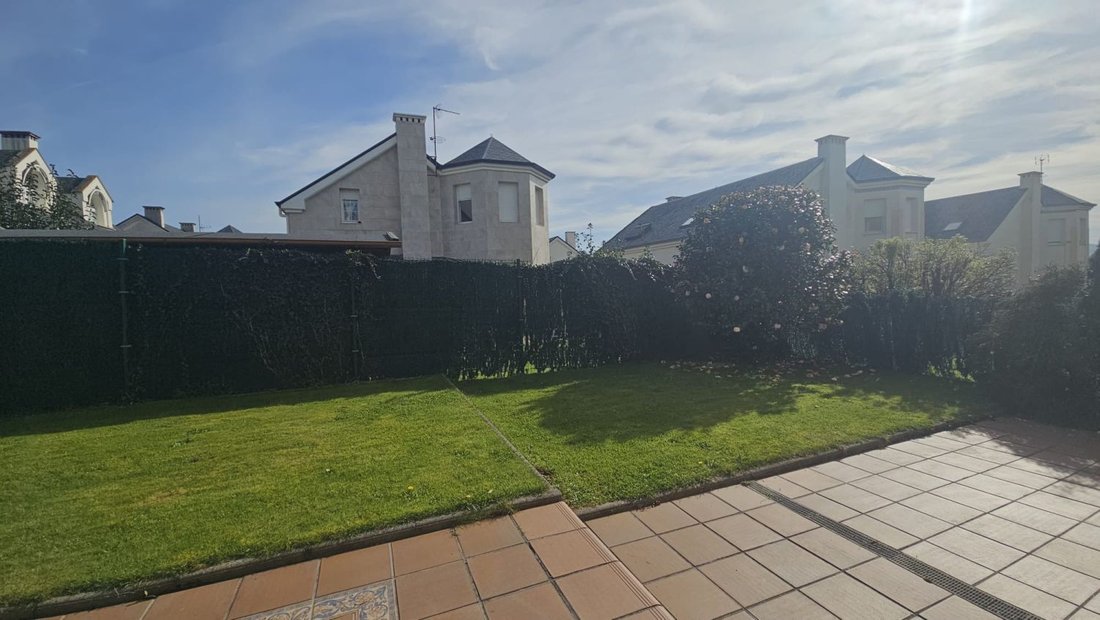 Chalet in Santa Cruz de Bezana, Cantabria, Spain 5 - 18693860