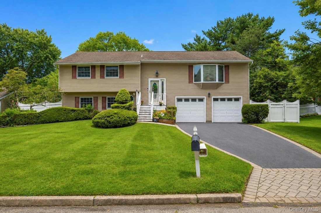 Casa en Medford, Nueva York, Estados Unidos 1 - 18694085