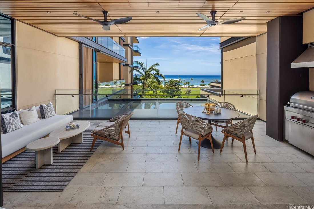Condo in Honolulu, Hawaii, United States 2 - 18685648