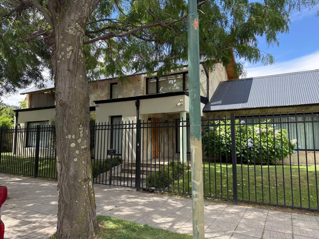 House in San Martín de los Andes, Neuquen, Argentina 1 - 18694081