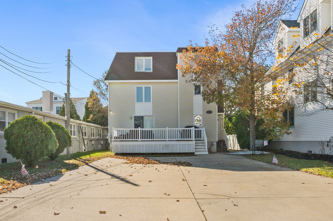 Margate City, New Jersey, United States 1 - 18694127