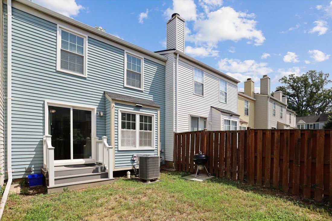 Townhouse in Oakton, Virginia, United States 2 - 18694155