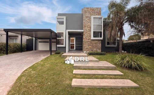 House in Córdoba, Cordoba, Argentina 1