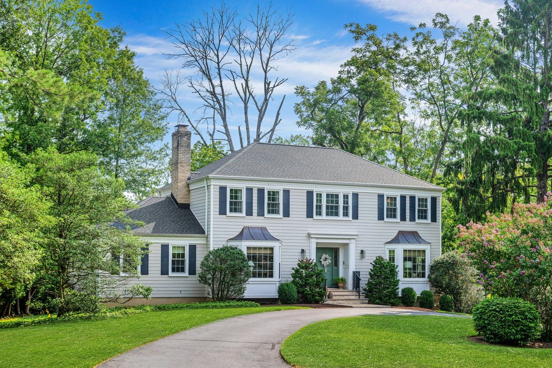 House in Berkeley Heights, New Jersey, United States 1 - 18694157