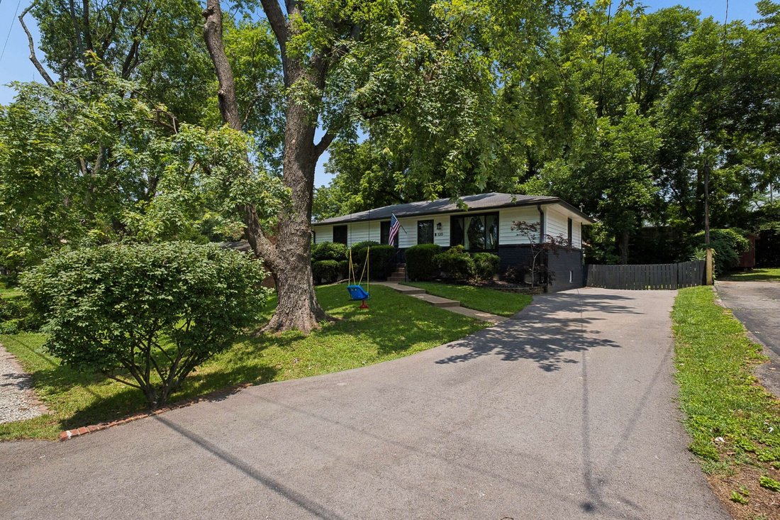 House in Nashville, Tennessee, United States 3 - 18694229
