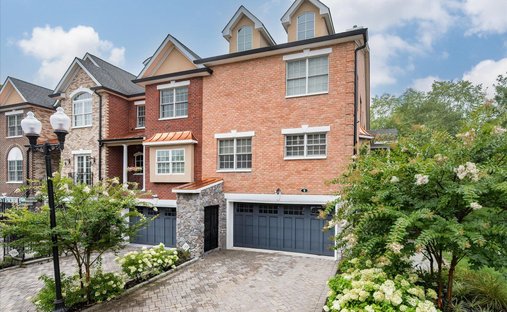 Condo in Woodbury, New York, United States 1