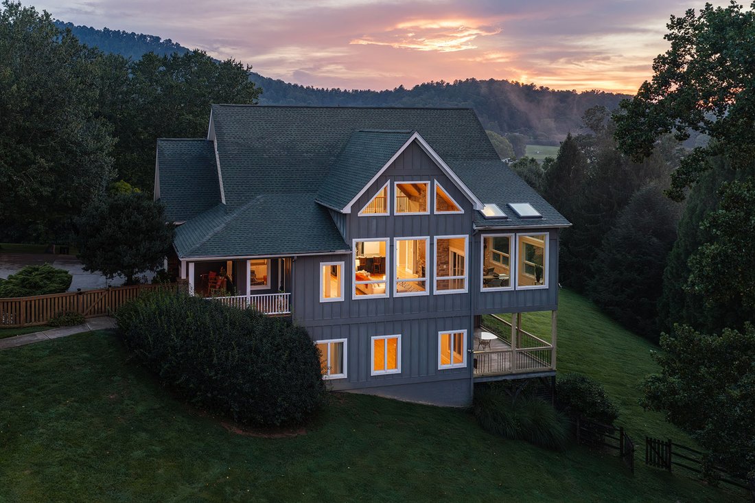 House in Barnardsville, North Carolina, United States 1 - 18183205