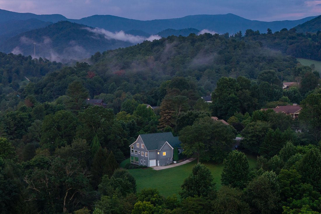 House in Barnardsville, North Carolina, United States 4 - 18183205