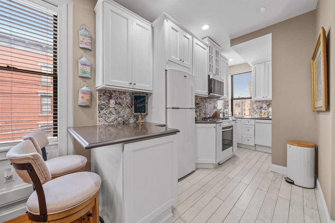Condo in Hoboken, New Jersey, United States 3 - 18694214
