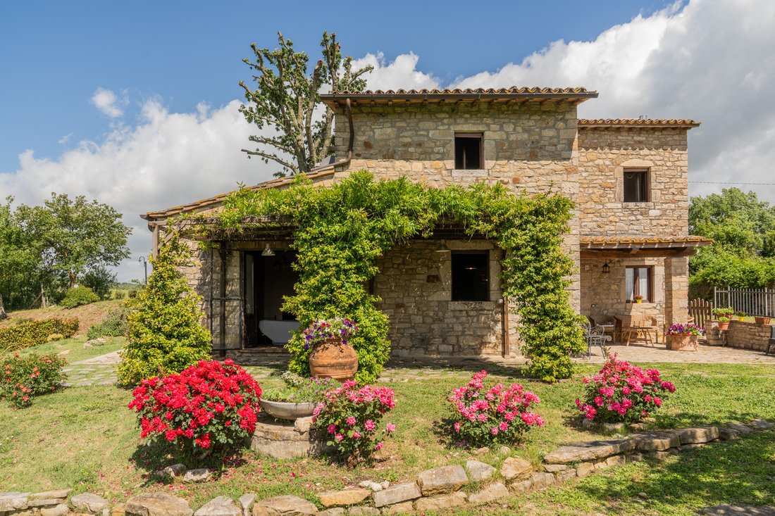 Country House in Todi, Umbria, Italy 5 - 18694209