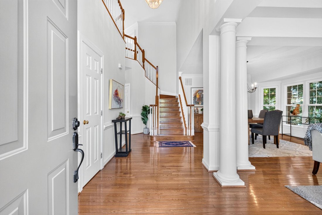 House in Pimmit Hills, Virginia, United States 2 - 18694231