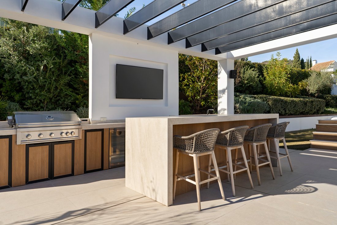 Villa in Nueva Andalucia, Marbella, Spain 4 - 18695359