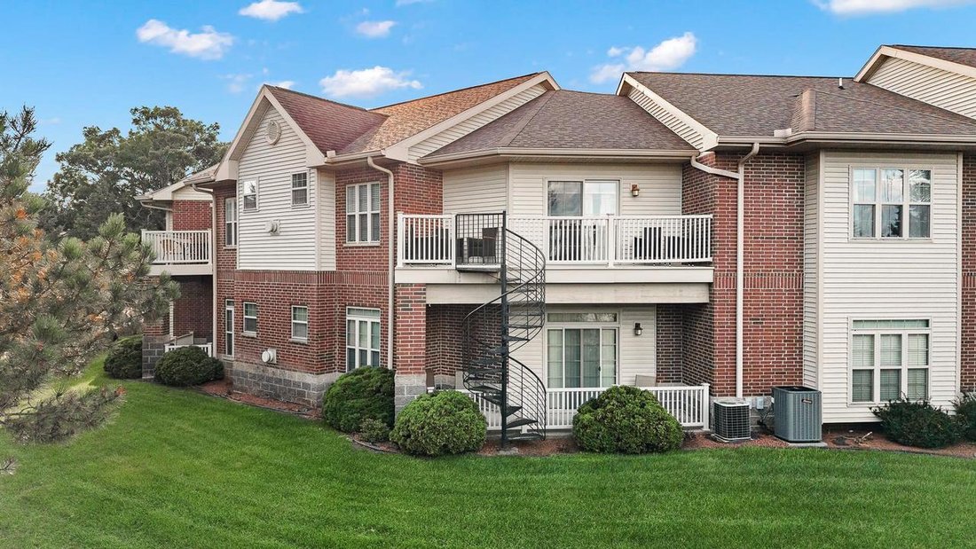 Condo in Wisconsin Dells, Wisconsin, United States 5 - 18694350