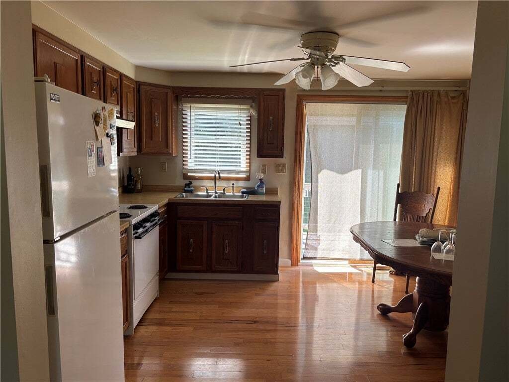 Westerly, Rhode Island, United States 5 - 18694837