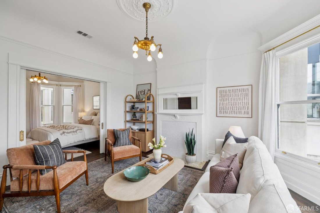 Condo in San Francisco, California, United States 3 - 18694654