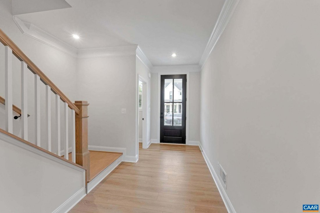 House in Charlottesville, Virginia, United States 5 - 18694326