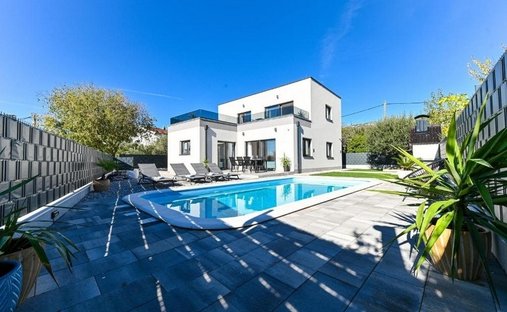 Villa in Kastel Novi, Split-Dalmatia County, Croatia 1