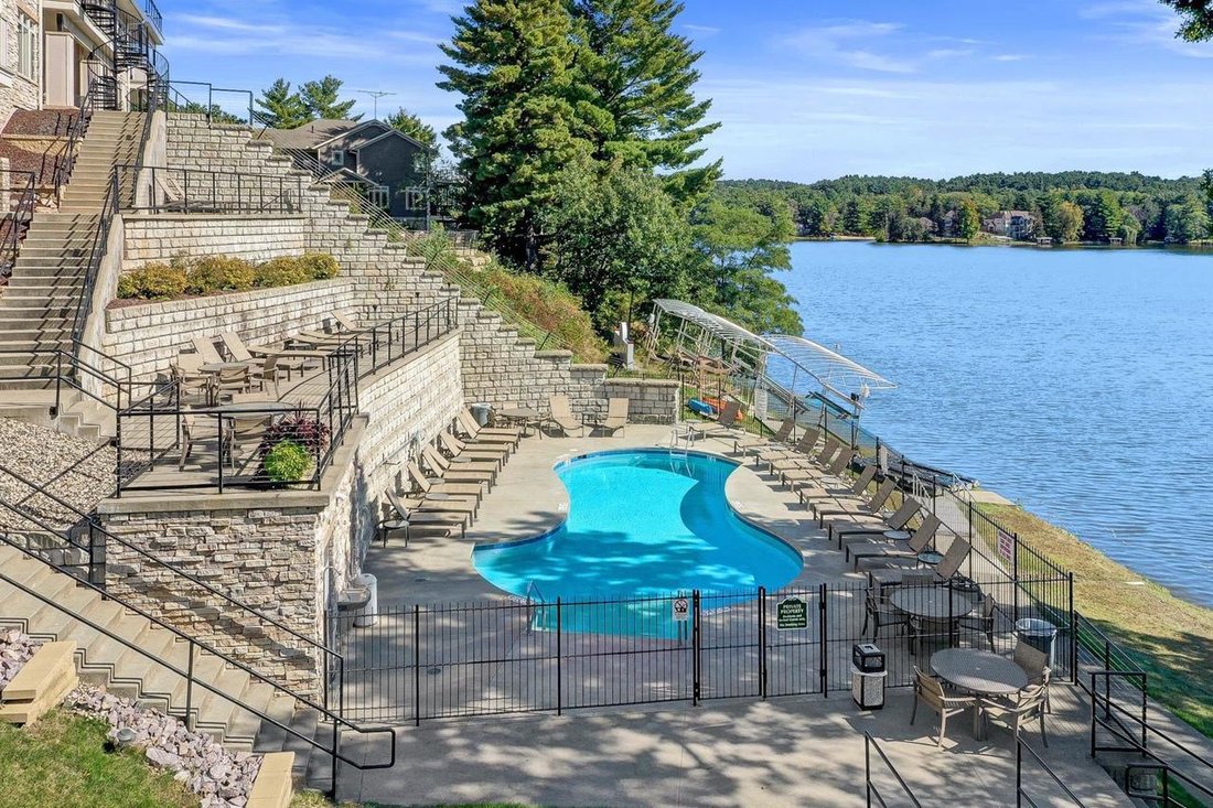Condo in Wisconsin Dells, Wisconsin, United States 1 - 18694350
