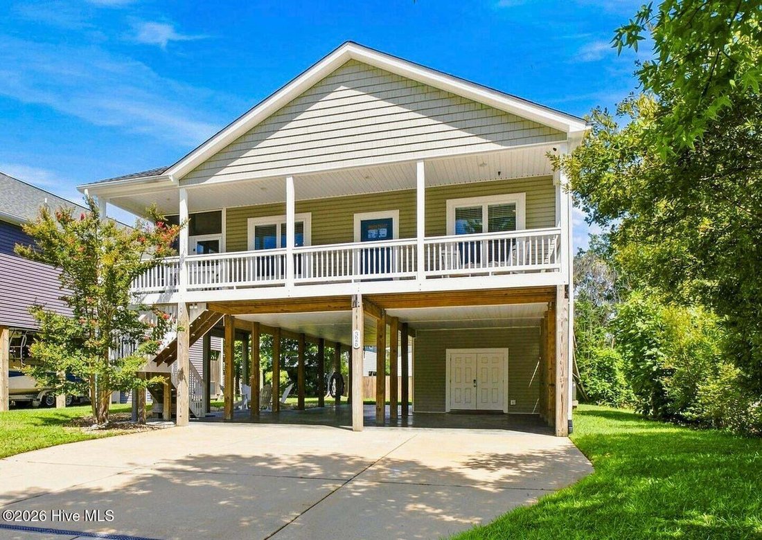 House in Oak Island, North Carolina, United States 3 - 18694905
