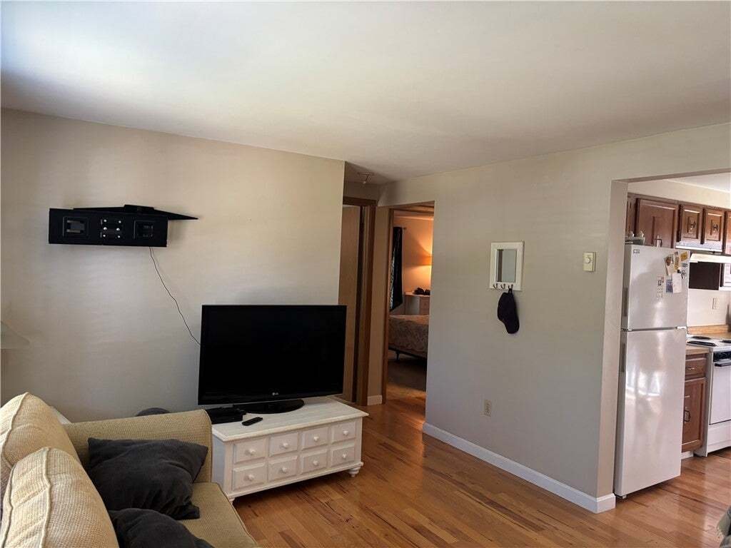 Westerly, Rhode Island, United States 2 - 18694837