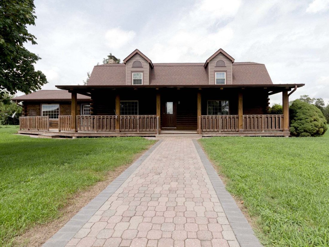 House in Coal City, Illinois, United States 1 - 18694891