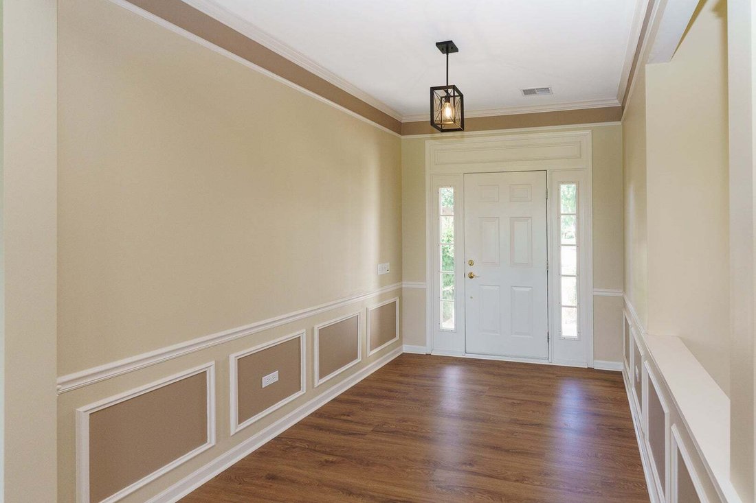 House in Huntley, Illinois, United States 3 - 18695047