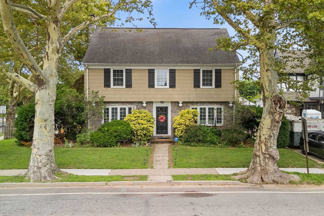 House in Rockville Centre, New York, United States 2 - 18695593