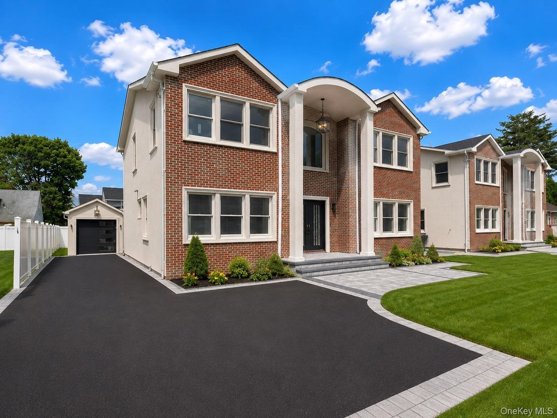 House in Hicksville, New York, United States 2 - 18694417