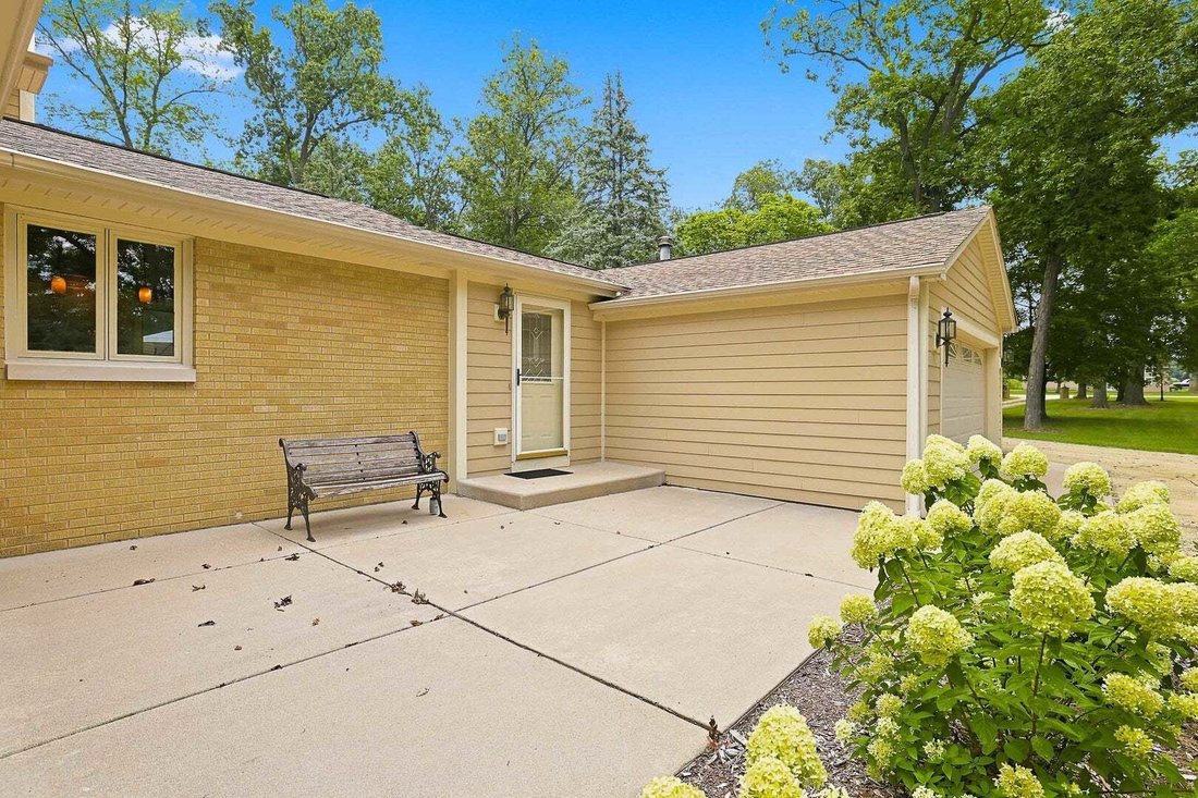 House in Kingston, Illinois, United States 4 - 18695102
