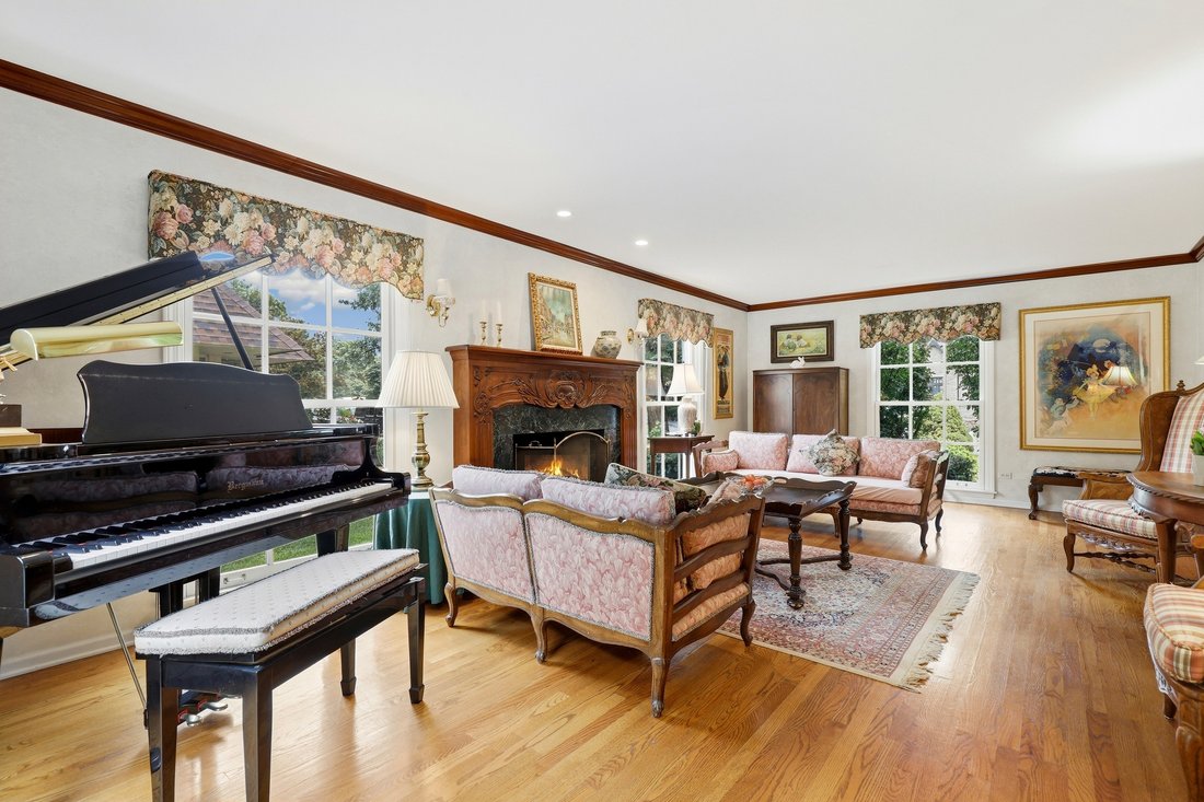 House in Oak Brook, Illinois, United States 5 - 18695684