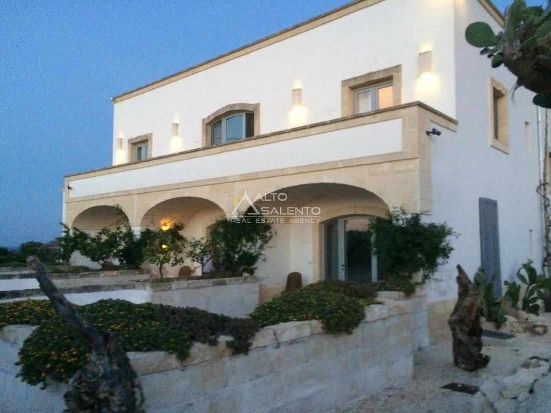 Estate in Selva di Fasano, Apulia, Italy 1 - 18695236